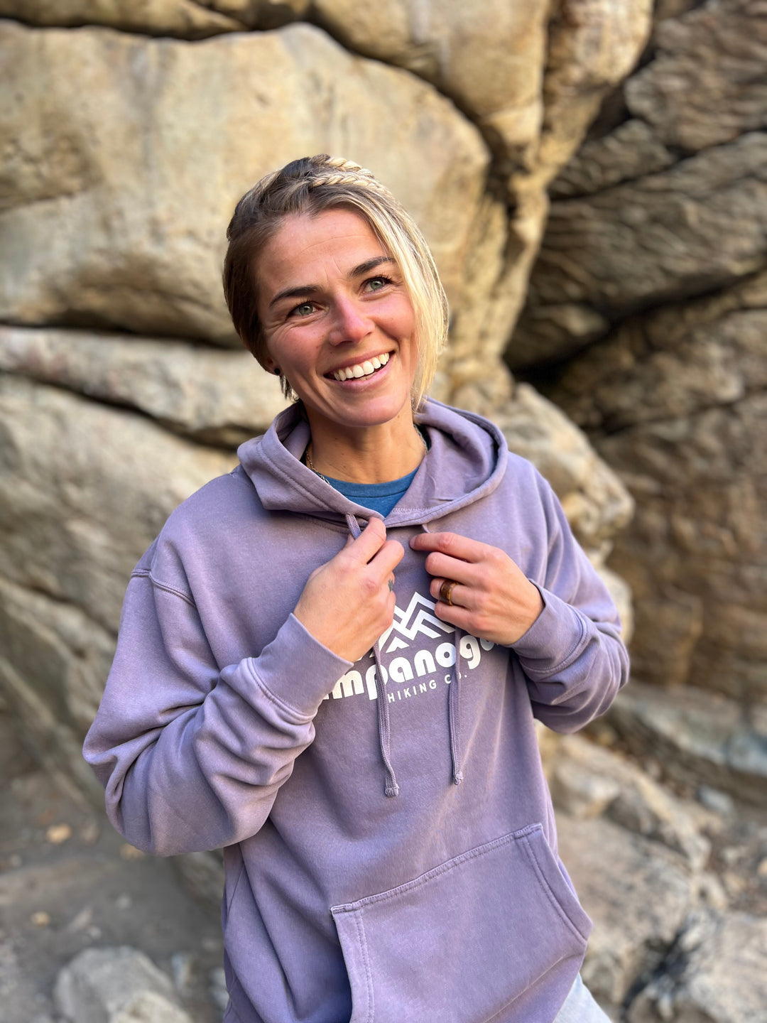 Timpanogos Hiking Co. (official) - Vintage Mountain Blend Hoodie
