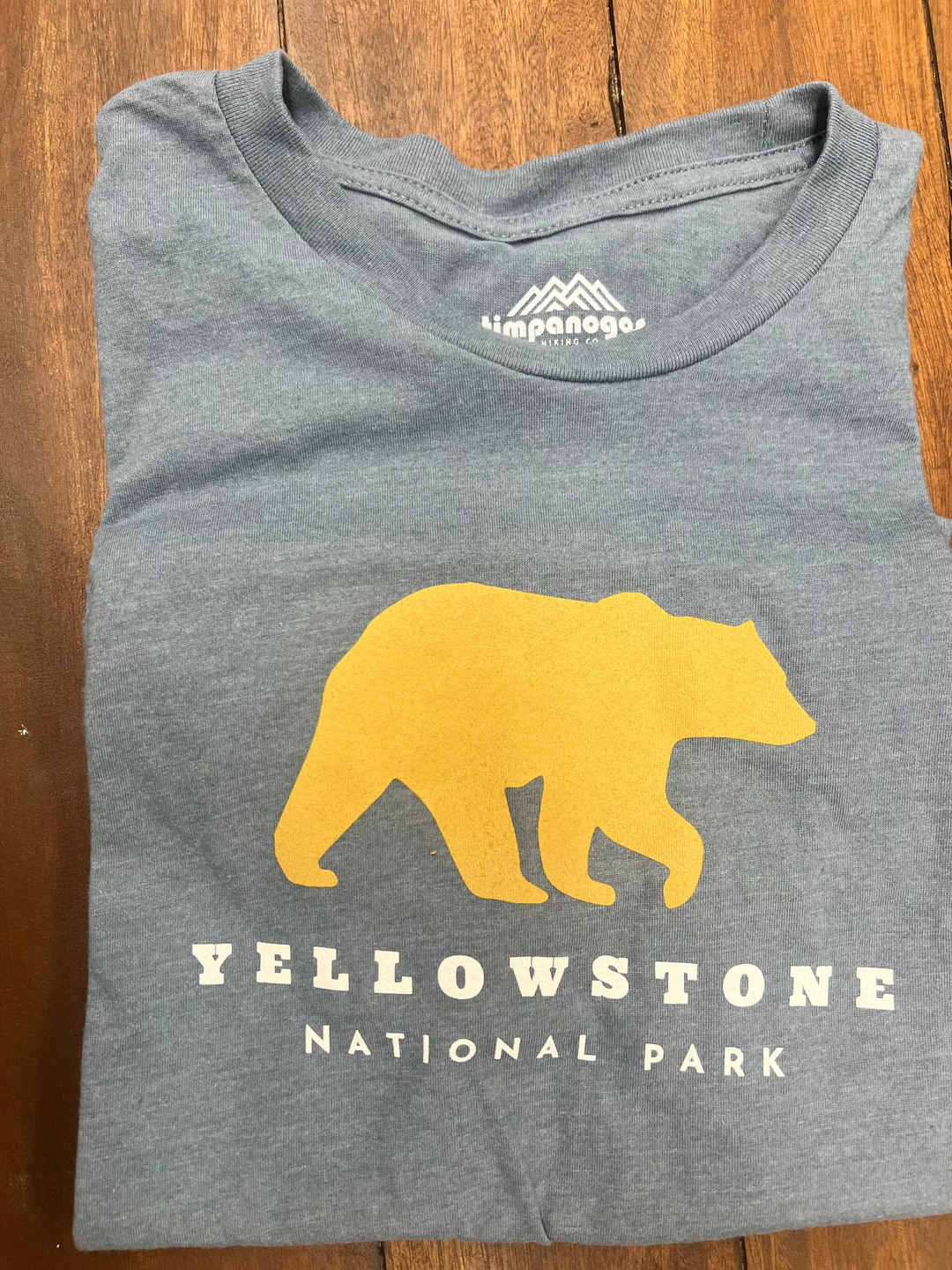 Yellowstone National Park (bear) - Premium Graphic Tee
