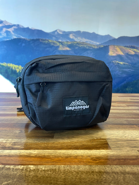 Dark Sky Hip Pack 2L (Black)