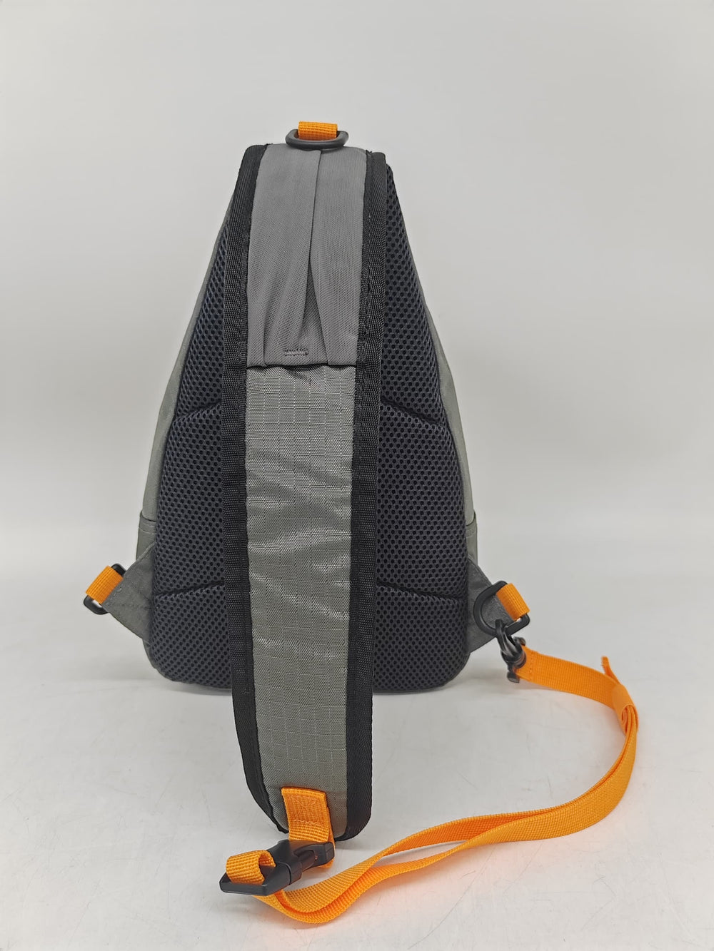 Elevation Crossbody Sling Bag 4L (Zion)